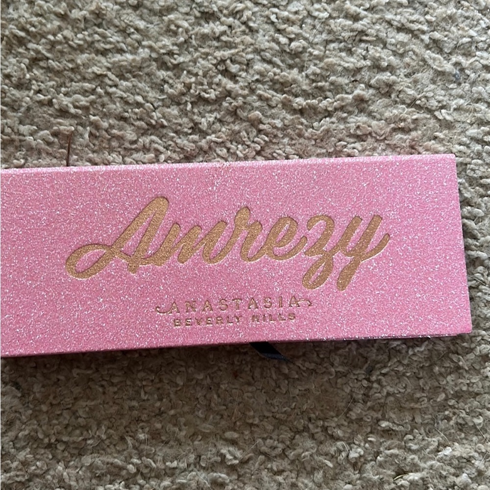 Anastasia amrezy eyeshadow palette